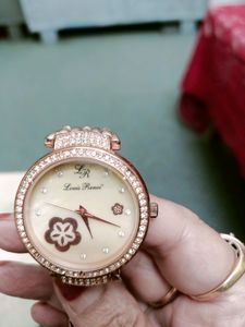 Cosmetics Watches N Roti Spinner Roller