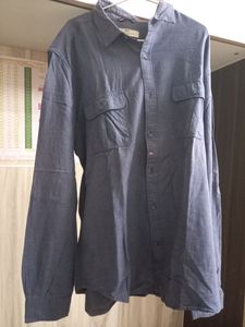 Preloved Shirt denim Blue Color  ( some Color change Seen At One CupLink