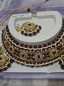 Maroon Necklace Set ♥️