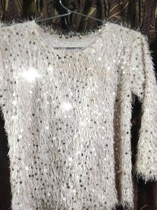 Off White Partywear Sequins Top 🪩