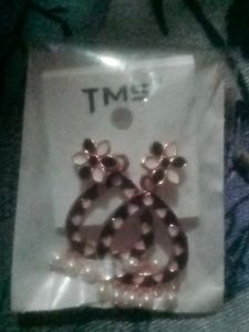 Elegant Floral Drop Earrings