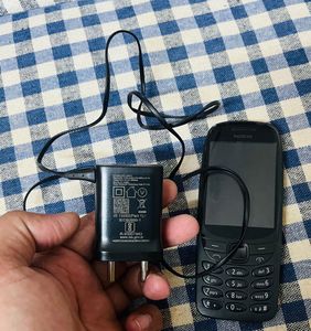 Nokia 6310 (2024) - Classic Style!