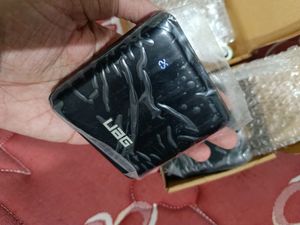 Uag brand new sealed pack 10000mah pocket power ba