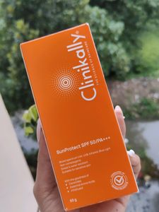Clinikally Sunscreen SPF 50/PA+++
