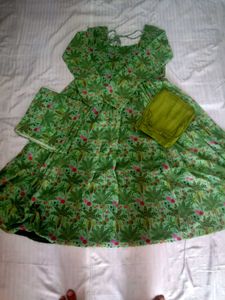 Green Tropical Print Dress