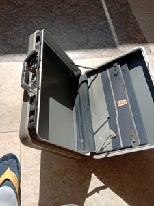 VIP 💼briefcase.Yeh Ulta Nahin Khulta.