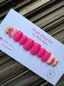 Pink Press-On Nails