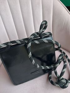 Chic Crossbody Bag