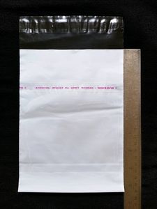 COURIER BAG COMBO WITH POD JACKET ( 20 PIECES )