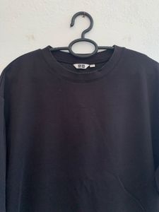 Uniqlo T Shirt