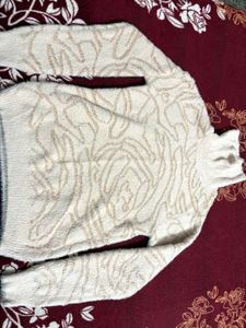 Cozy Patterned Turtleneck Sweater