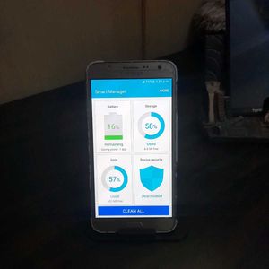 Samsung Galaxy J7 - Good Condition