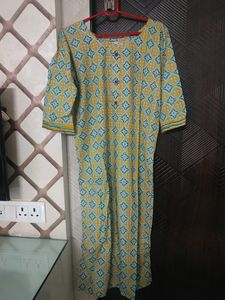 Cambric Cotton Set