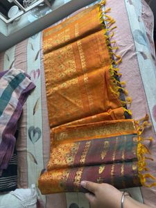 Elegant dual shade Silk Saree