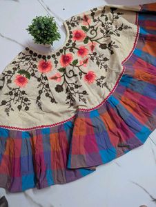 Beautifully Embroidered Cape/Ponchuu