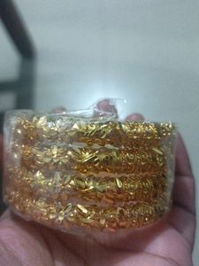 BANGLES