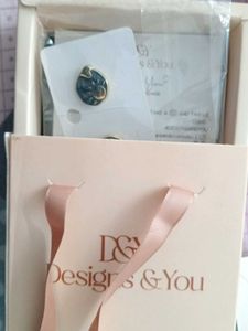 Stylish Green Stud Earrings