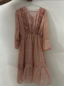 Pinteresty Peach Frock 🥰