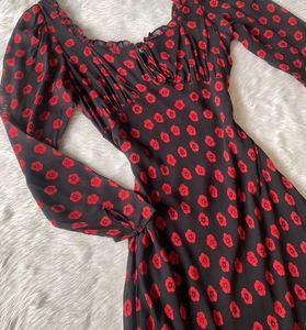 Red Floral Puffy Sleeves Dress 🎀❤️