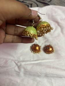 meenakari jhumka