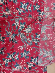 Red Floral Prinrlted Cotton Satin Fabric