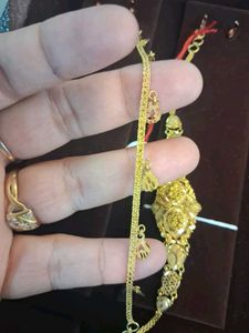Beautiful Earrings Gold