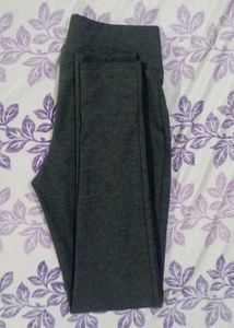 Park Avenue Woman Slim Fit Jeggings