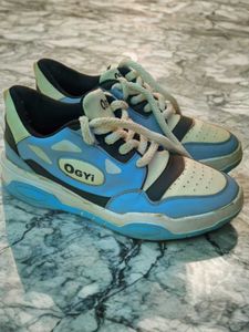 OGYi Vintage Sneakers