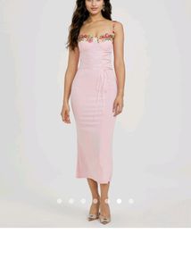 Embroiderd Bodycon Dress