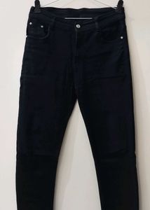 Black Skinny Stretchable Jeans – Waist Size 32