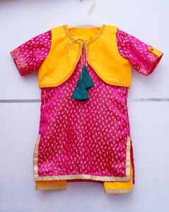 Cute Ethnic Girls Clothing Set