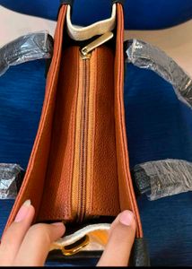 FLASHSALE💥💯 Coach Leatherware Handbag