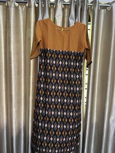 Colorful Women&#39;s Kurtas Set