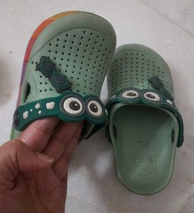 Boys Green Clogs Size 10