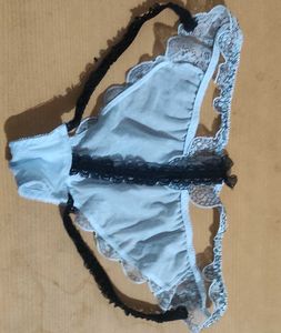 Lace Trim Thong Set. Size- Large Can Be Worn