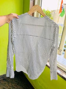 Forever New Blue stripped knot top