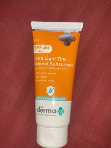 The Derma Co. Ultra Light Mineral Sunscreen SPF 50
