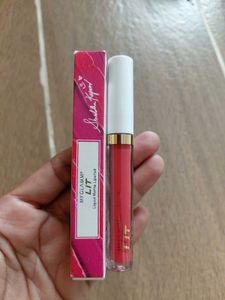 Myglamm LIT Liquid Lipstick Sugar Mama