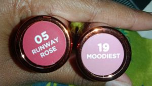 MILA BEAUTE Gold &amp; Matte Foundation