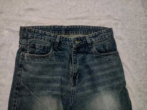 Unique Cropped Wide-Leg Jeans