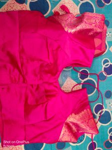 New Beautiful Saree With Blouse