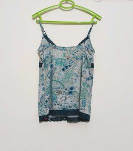 Very pretty Printed Cami Top So , Y2k GRAB IT NOW!