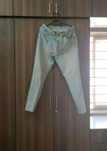 Light Wash Denim Jeans