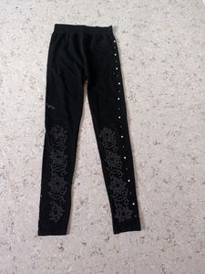 DARK BLACK JEGGINGS WITH STONES AND PEARLS