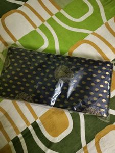 unused new banarasi saree( fixed price)