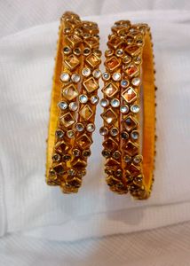Golden Kundan 4 Bangles