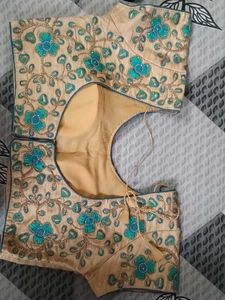 Saree With Deep Neck Blouse