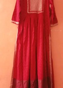 Niara cut Kurti