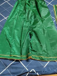 Hariyali Suit Set With Palazzo
