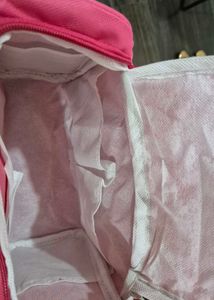 Travel Bag Cum Make Upbag